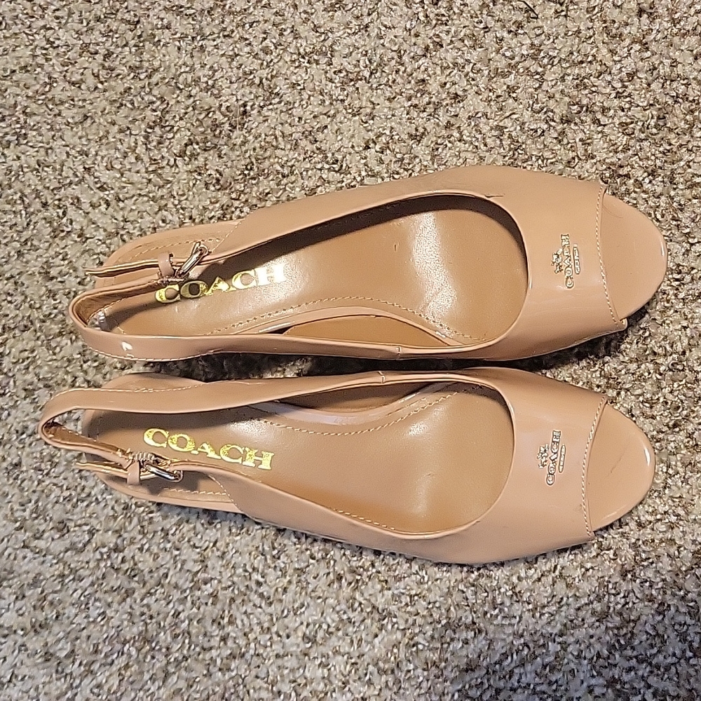 Coach 7B Wedge